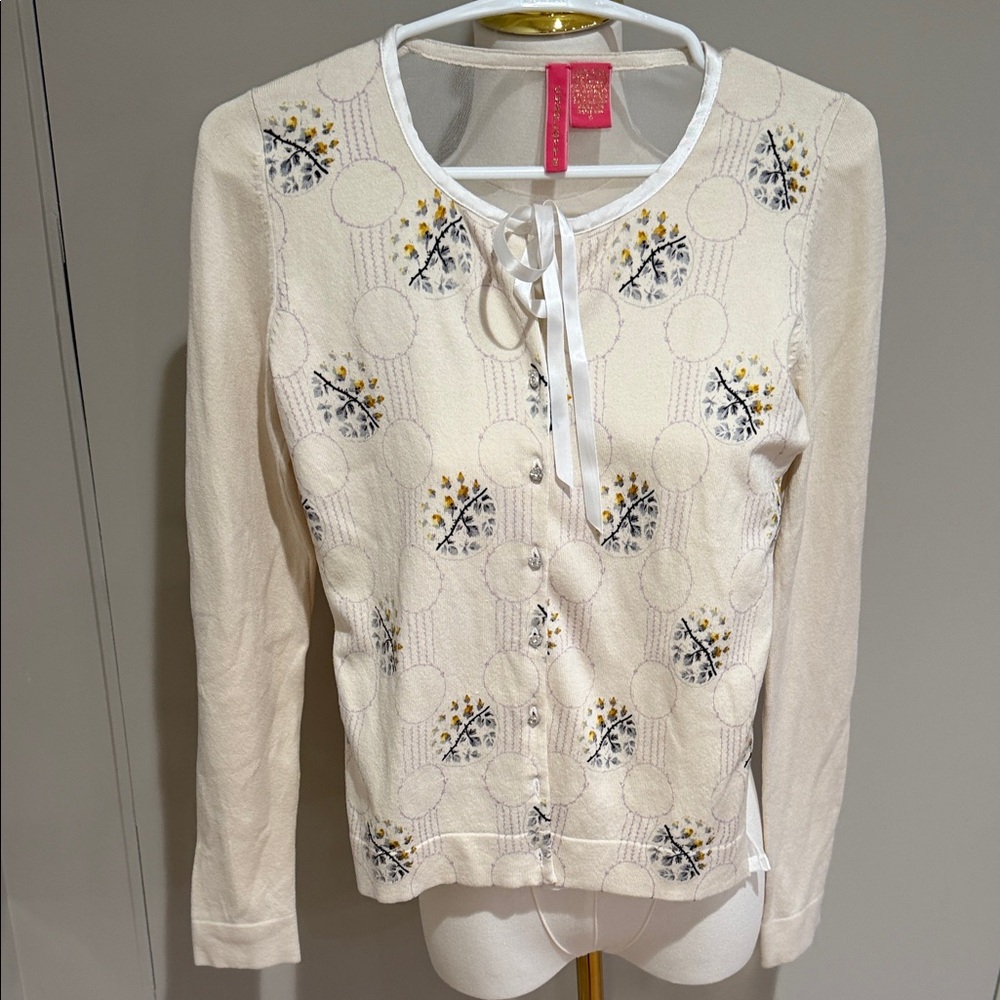 Elegant Cream Cardigan with Floral Accents